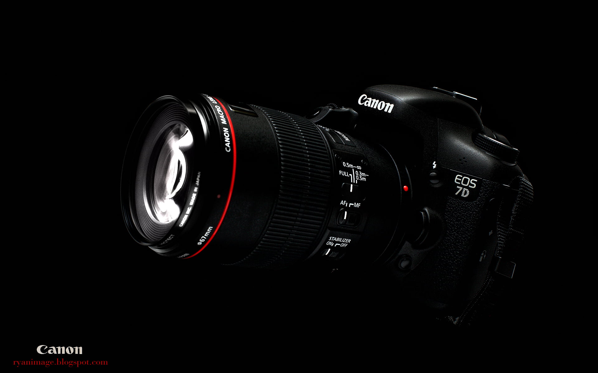 black Canon EOS DSLR camera Wallpaper the background 2k