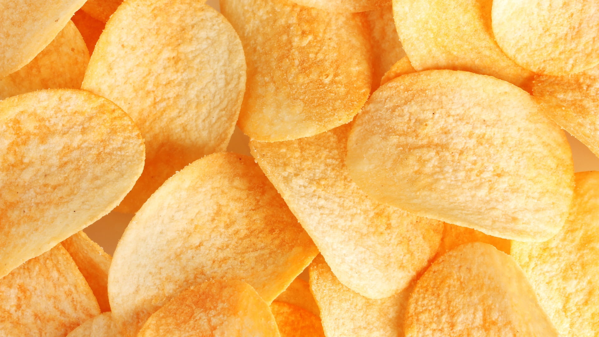 potato chips snack food yellow close up backgrounds gourmet 2k