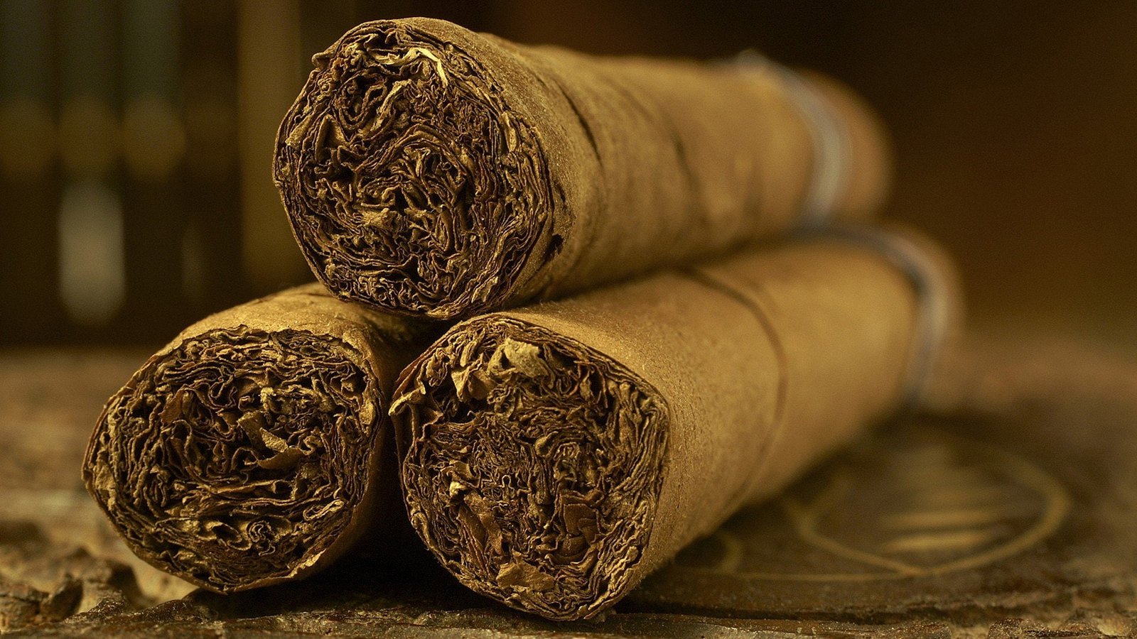 bokeh cigar cigarette cigars smoke smoking tobacco 2k