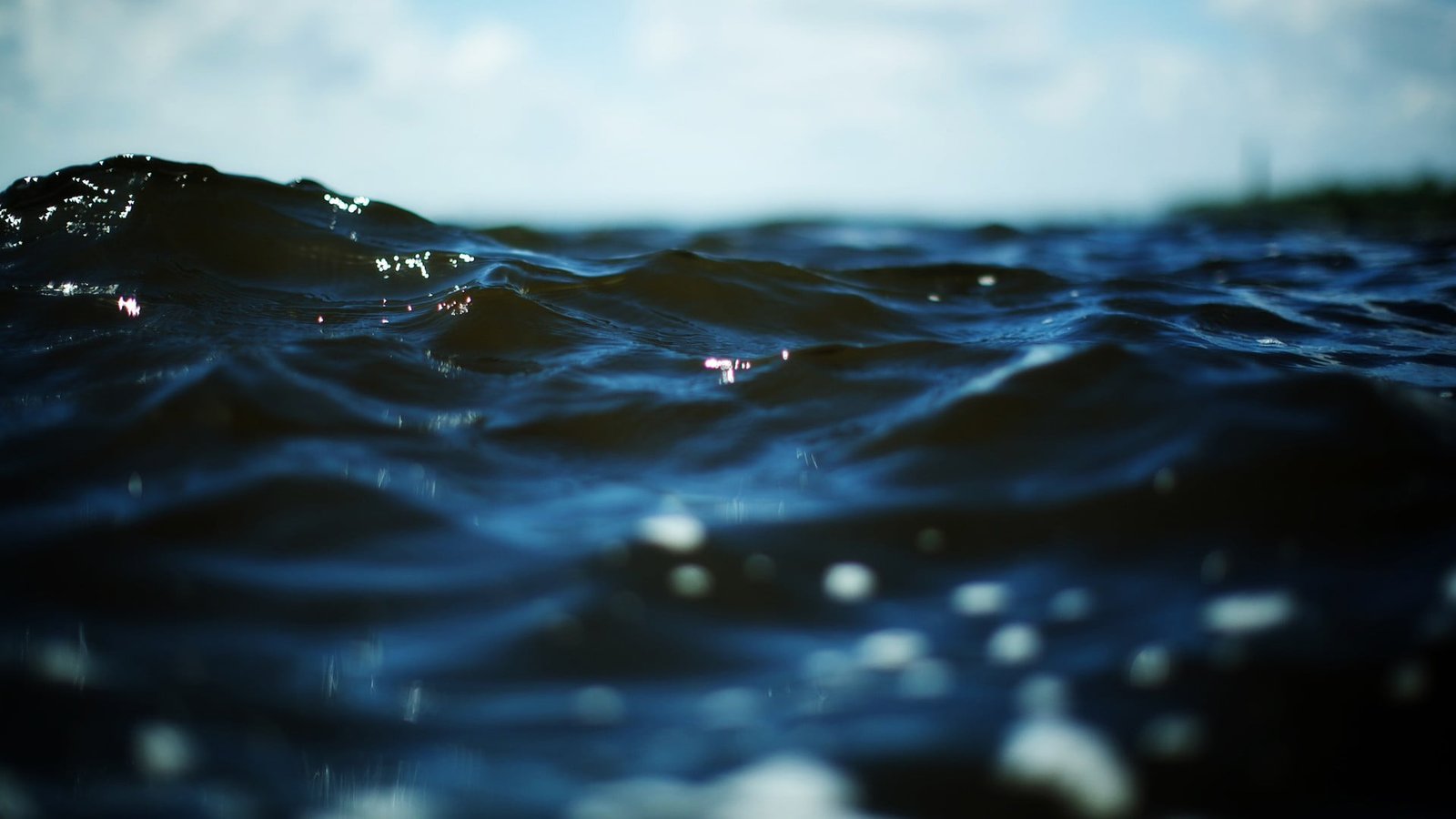 close up photography of water body sea waves landscape 2k