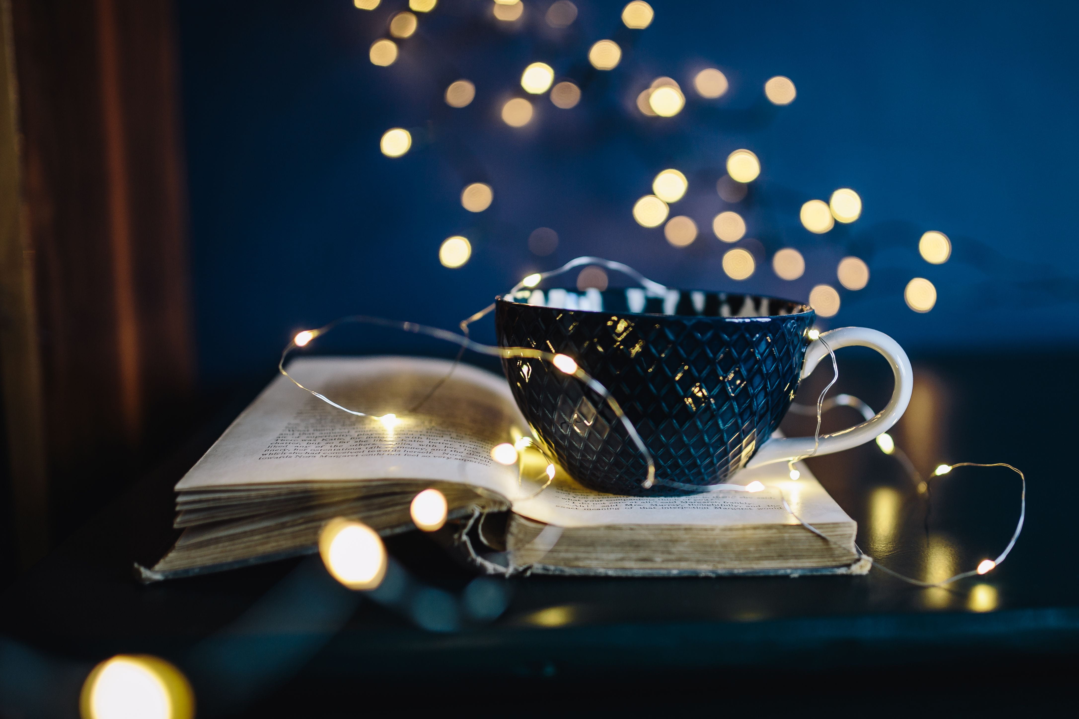 Making Magic with Fairy Lights time decoration bokeh shiny 2k 4k