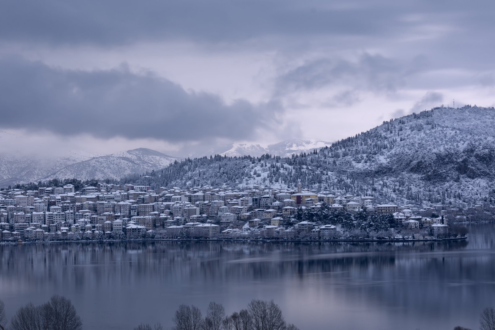 kastoria greece nature lake landscape mood water atmosphere 2k 4k 5k