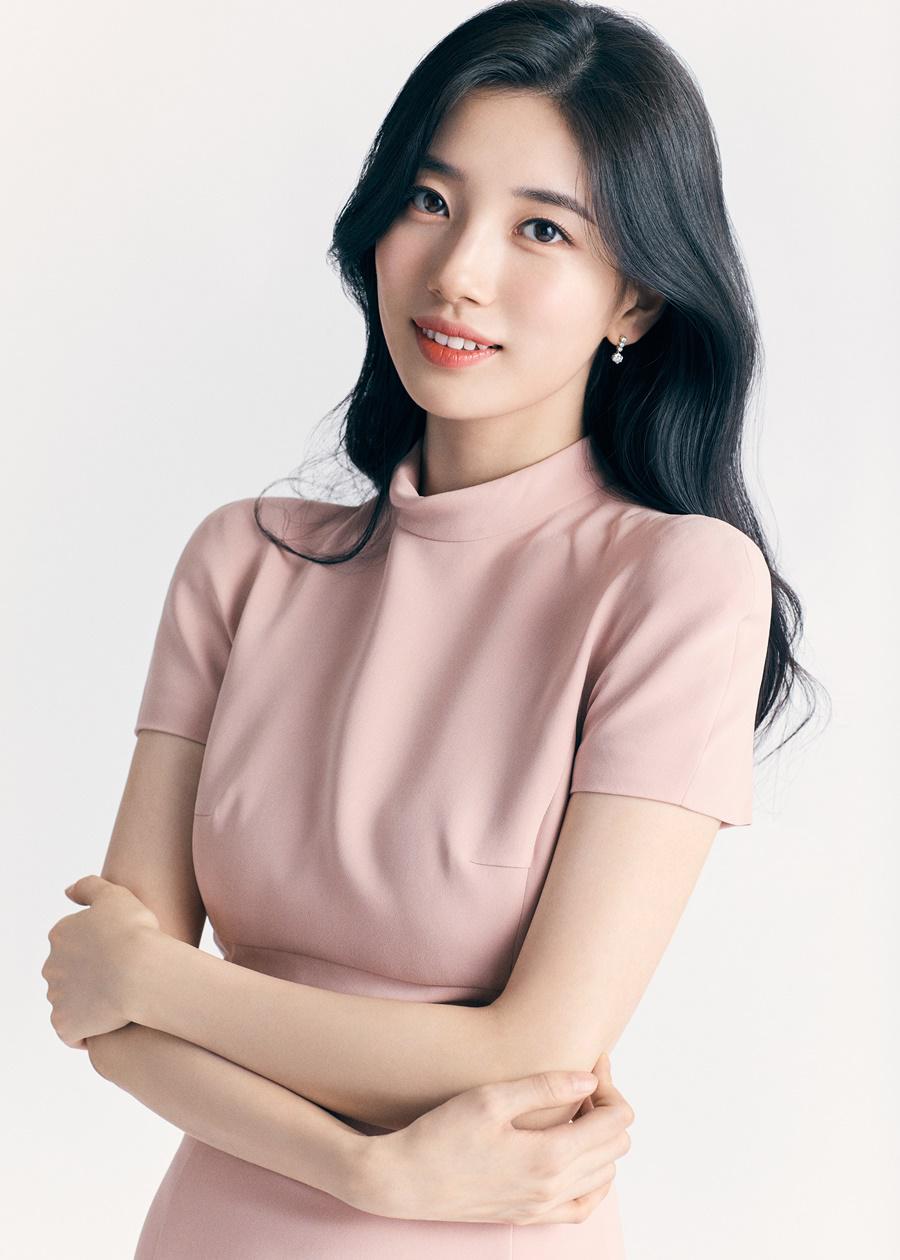 Suzy korean actress idol wallpaper