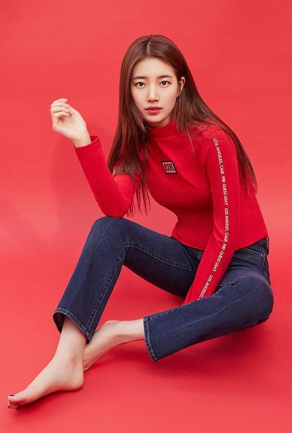 Suzy korean actress idol wallpaper