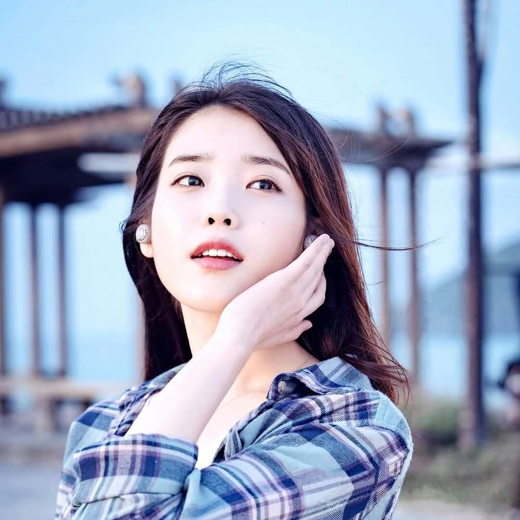 Lee Ji-eun IU