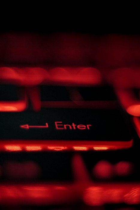 light keyboard clock cyber punk enter macro bokeh red 2k 4k