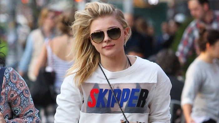 chloe grace moretz with sunglasses actress hollywood 2k