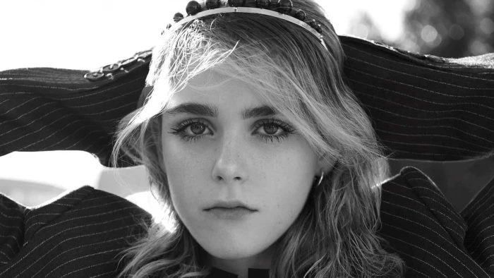 serious actress kiernan shipka hollywood
