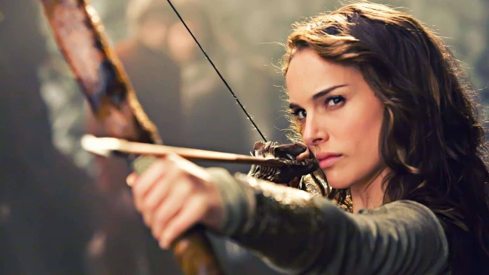 natalie portman with bow and arrow actress hollywood