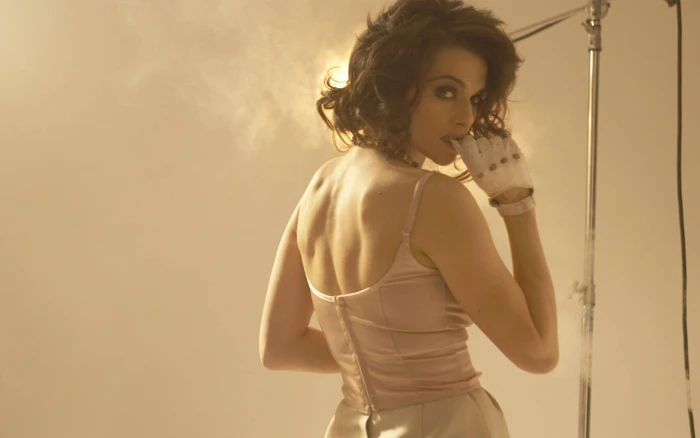 rachel weisz white leather gloves rzzypebtiouleahr actress hollywood 2k