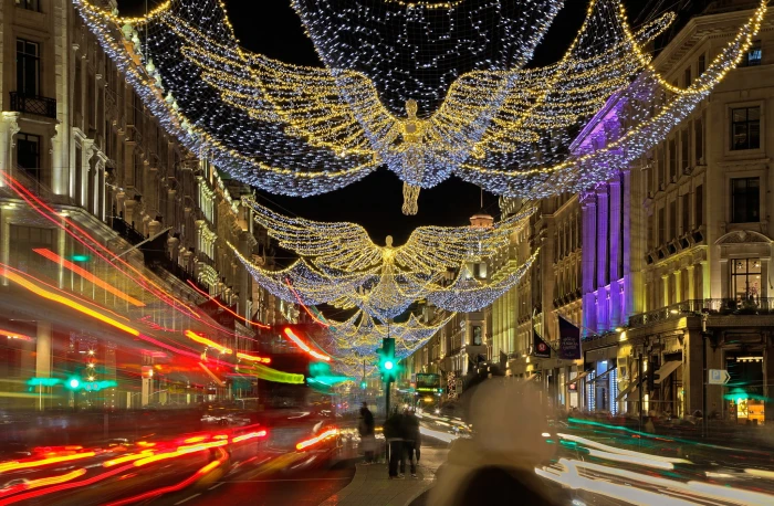lights holiday England London Christmas Regent street 2k
