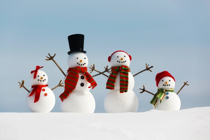 four snowman decors winter holiday family Happy New Year 2k 4k 5k