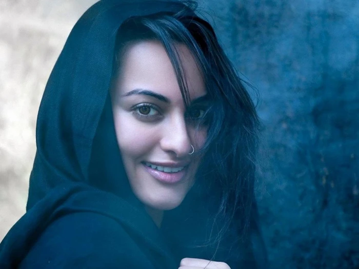 actress babe bollywood indian model sinha sonakshi