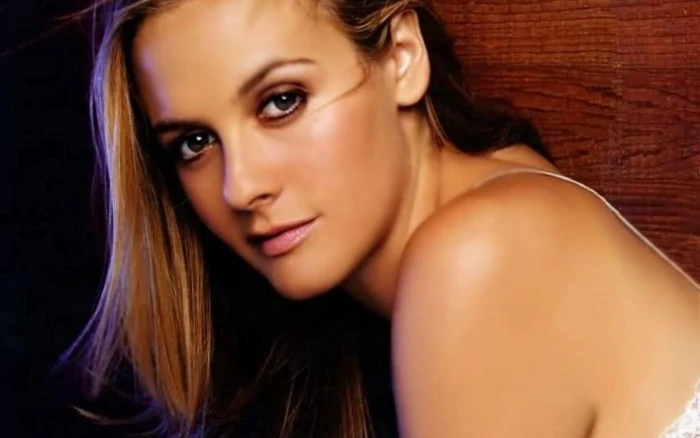 Actresses Alicia Silverstone