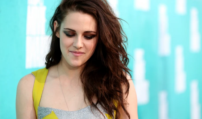 actress Bella Swan Kristen Stewart Most Popular Celebs in 2k 4k