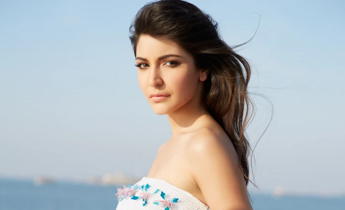 Actress Bollywood Anushka Sharma 2k