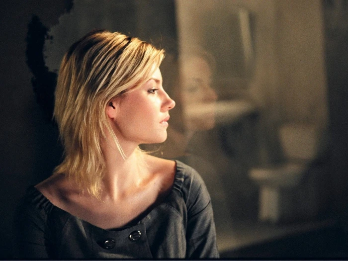 Actresses Elisha Cuthbert