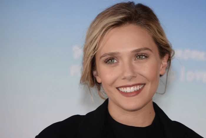 Actresses Elizabeth Olsen American Blonde Close Up Face 2k