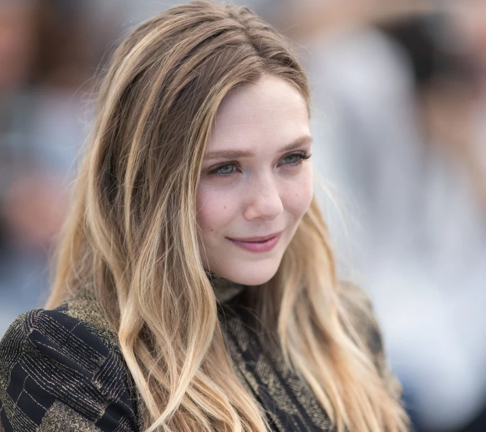 Actresses Elizabeth Olsen 49