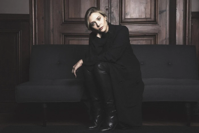 Actresses Elizabeth Olsen