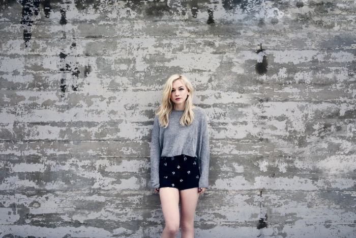 Actresses Emily Kinney American Blonde Girl Woman 2k 4k 5k