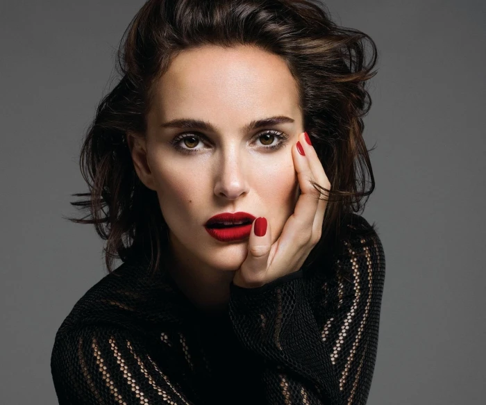 Actresses Natalie Portman American Brunette Face Lipstick