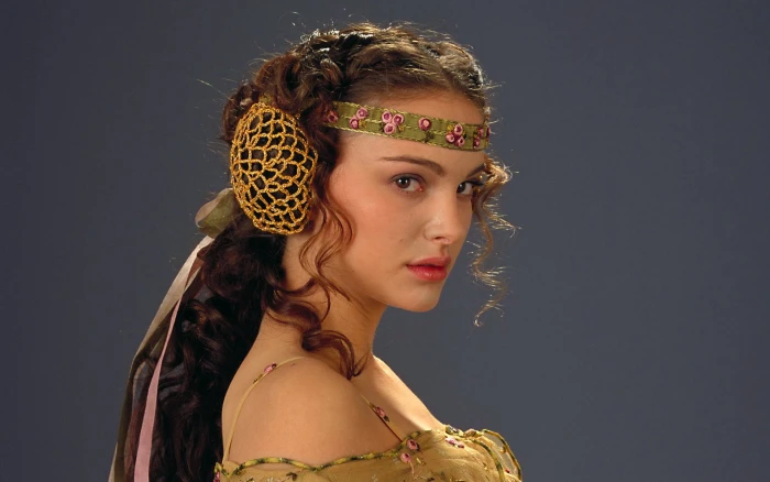 Actresses Natalie Portman