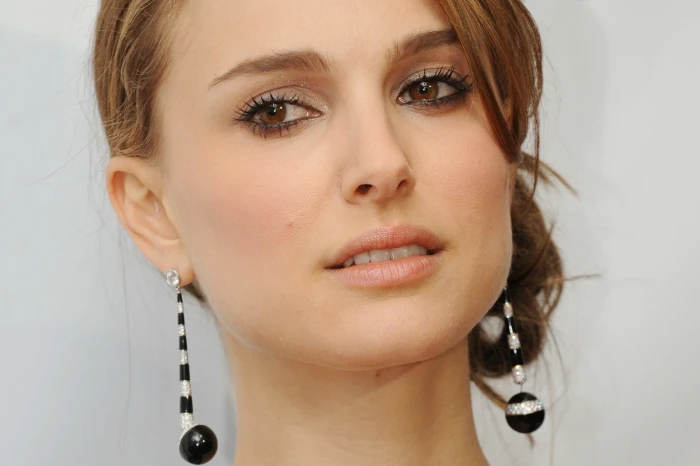 Actresses Natalie Portman