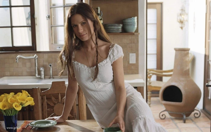 Actresses Rhona Mitra