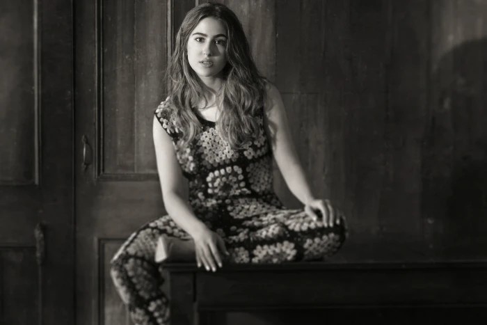 Actresses Sara Ali Khan Black and White Bollywood Girl
