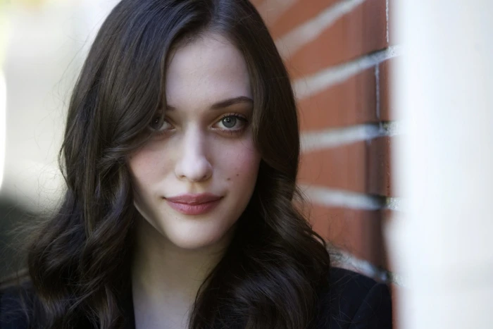 Actresses Kat Dennings Brunette