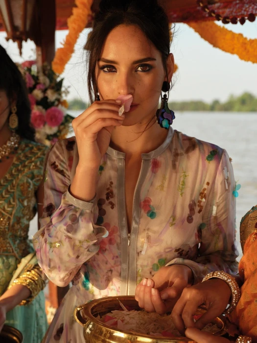 Adria Arjona women actress Latinas outdoors lake earring