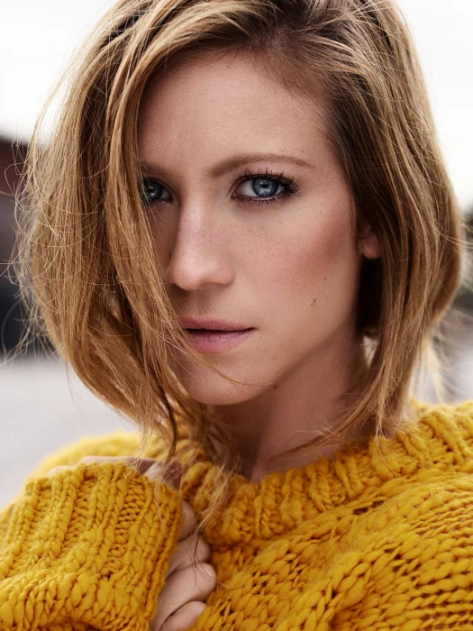 Brittany Snow women actress blue eyes short hair face 2k