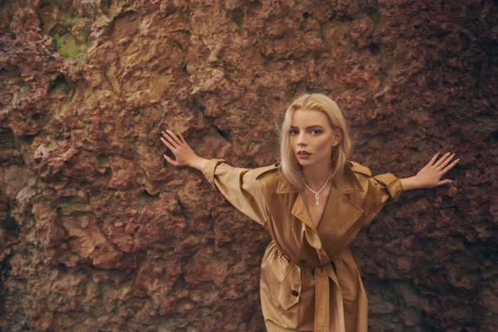 Anya Taylor Joy women actress blonde long hair outdoors