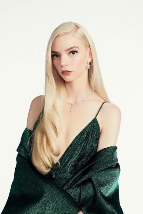Anya Taylor Joy women actress blonde long hair 37