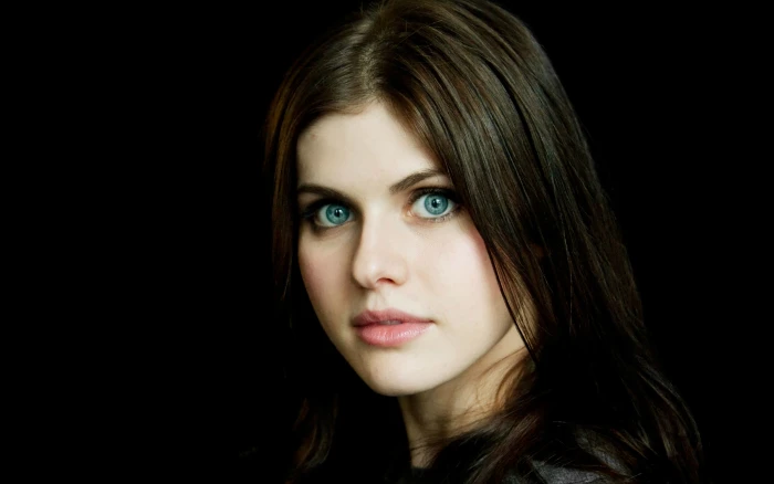 blue eyes looking at viewer brunette actress celebrity 9 2k
