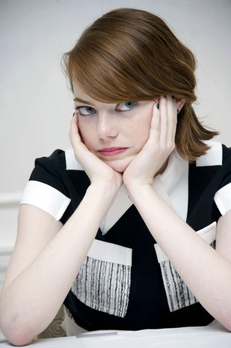 Emma Stone green eyes women redhead actress looking away