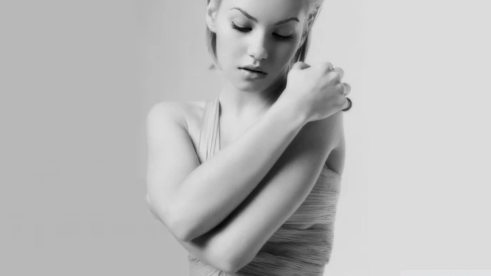 Elisha Cuthbert blonde monochrome simple background women