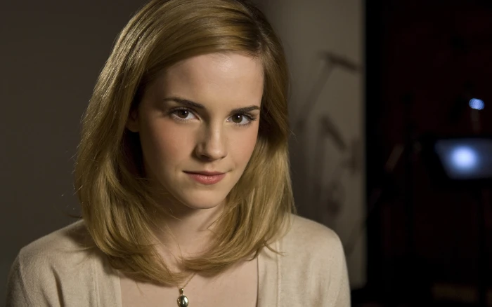 Emma Watson celebrity actress portrait looking at viewer 2k 4k 5k