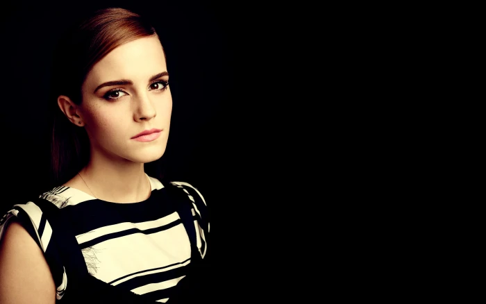 Emma Watson celebrity actress women brunette simple background 2k