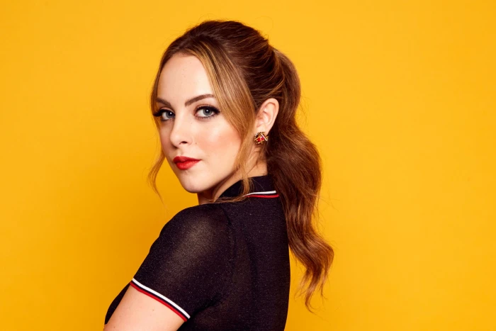 Elizabeth Gillies women actress singer blue eyes long hair 2k