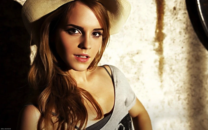Emma Watson hat looking at viewer actress celebrity women