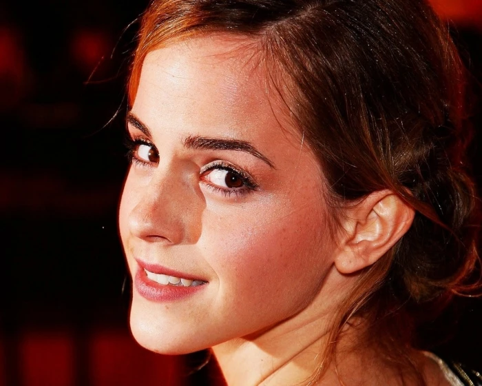 Emma Watson looking at viewer women actress celebrity face 91