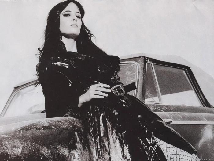 Eva Green actress monochrome celebrity car one person