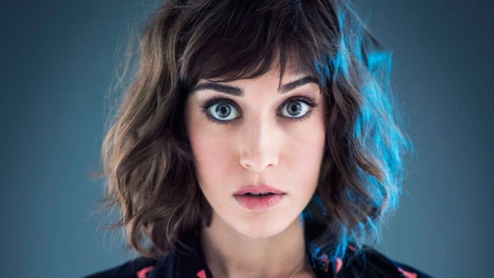 face Lizzy Caplan actress women