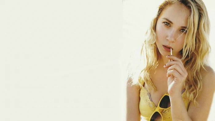 Juno Temple actress blonde looking at viewer women one person