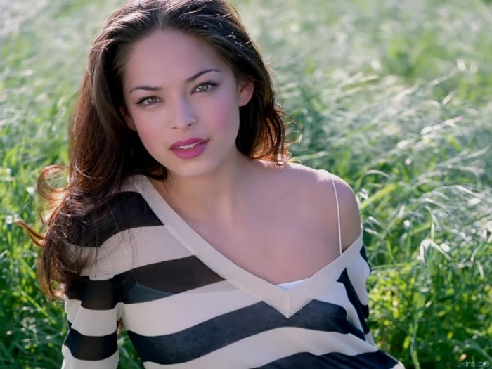 Kristin Kreuk women actress brunette portrait looking at camera