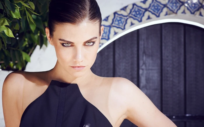 Lauren Cohan women brunette actress celebrity looking at viewer 23