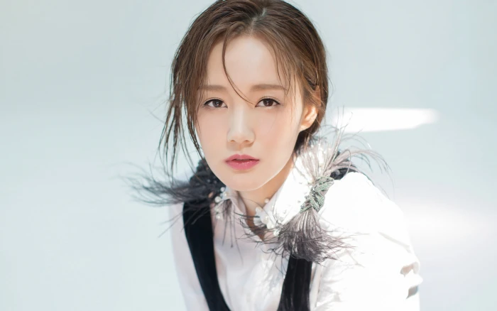 Li Yitong fashion China Asia actress 9