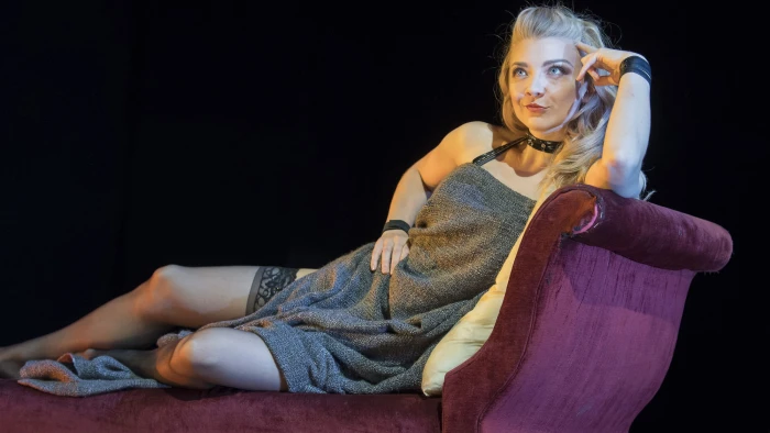 Natalie Dormer actress women one person adult black background 2k